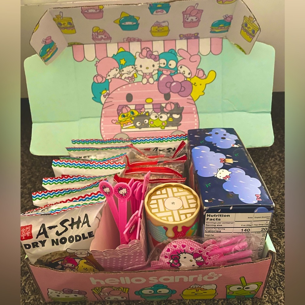 HELLO KITTY SANRIO SNACK BOX🍿🎀⭐️